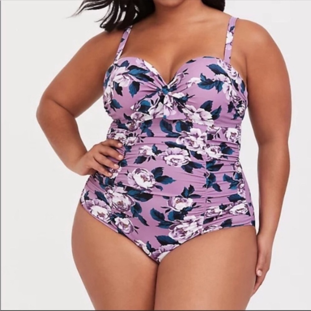 Torrid lavender floral one piece swimsuit 4X 26 plus size NWT
